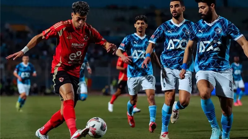 حارس الأهلي السابق: تتويج بيراميدز بالبطولات متوقع.. ونظام الدوري صعب