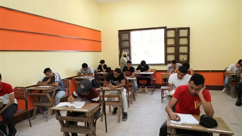 «التعليم» تعلن مواعيد  وإجراءات التقدم لامتحانات أبنائنا في الخارج