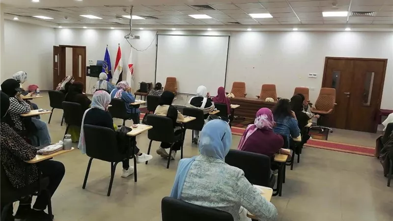 عقد أول امتحان رسمي لـ«DELF« داخل مكتبة مصر العامة بأسوان 