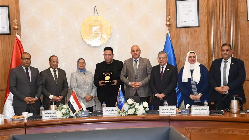 جامعة قناة السويس تستعد لامتحانات الفصل الدراسى الأول 