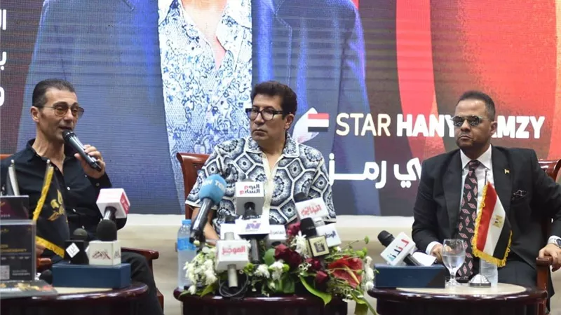 مازن الغرباوي: هاني رمزي نموذج إنساني وفني يحتذى به في مهرجان شرم الشيخ 
