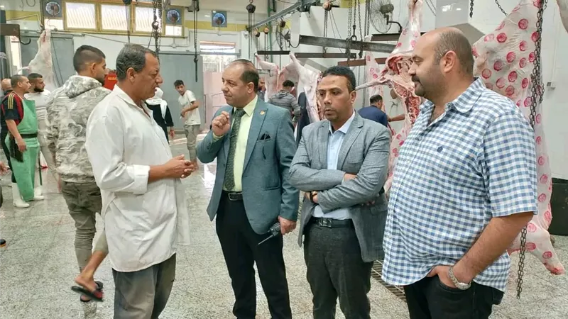 وكيل «بيطري الدقهلية» يتفقد مجزر المنصورة ويتابع إجراءات الأمان 