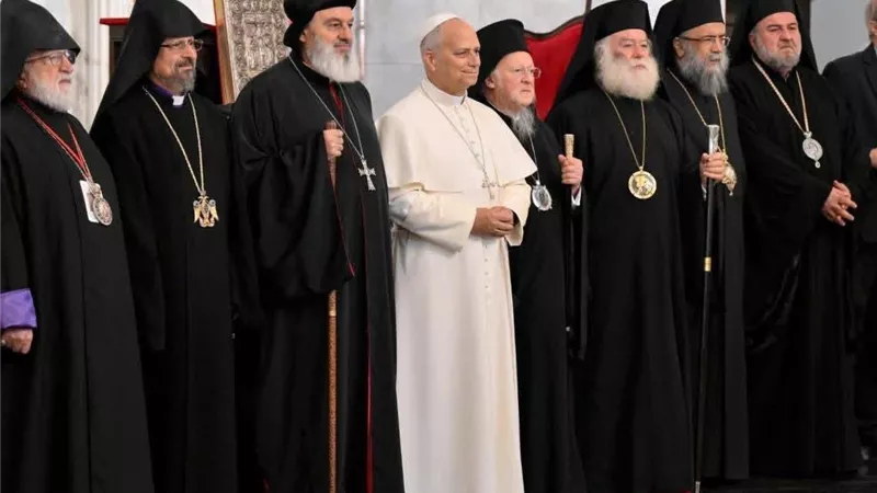بابا الفاتيكان يزور كنيسة مار إفرام للسريان الأرثوذكس  في إسطنبول
