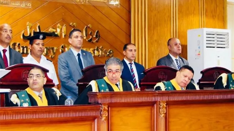 إحالة 50 متهماً للجنايات بتهمة نشر شائعات والانضمام لجماعة إرهابية