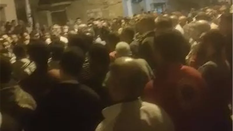 أهالي البحيرة يشييعون جنازة جثامين 5 أشخاص من أسرة واحدة برشيد|صور 