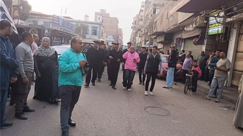 حملة أمنية مكبرة لإزالة الاشغالات بقويسنا بمحافظة المنوفية 