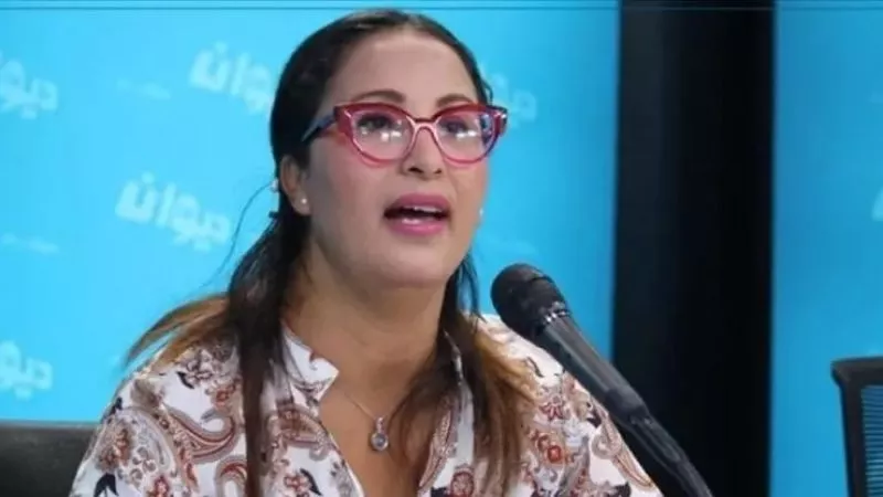 المعارضة شيماء عيسى خلف القضبان.. تصاعد القمع السياسي في تونس 