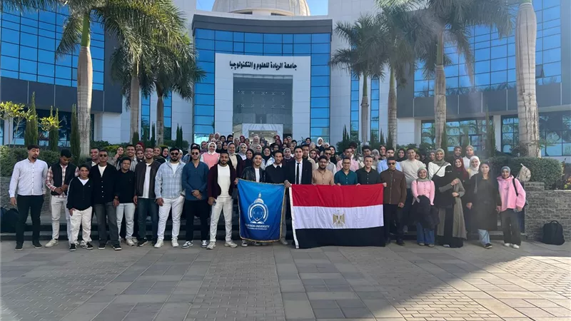 طلاب الأسنان بجامعة الريادة أوائل الجامعات في مسابقة EADS