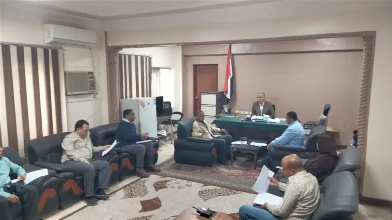 اجتماع موسع بالواسطى لإزالة التعديات على حرم نهر النيل