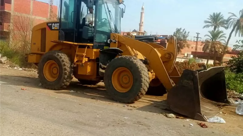 بني سويف ترفع تراكمات القمامة من الشوارع لتحسين المشهد الحضاري