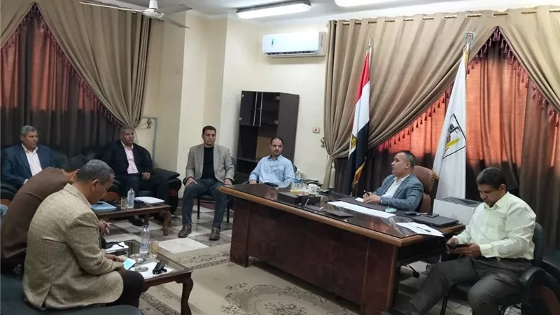 تحركات موسعة بإهناسيا لتحسين الخدمات والنظافة وإنجاز ملفات التصالح