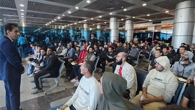 إعادة 134 مواطنًا خلال 3 أيام.. مصر تحمي أبنائها في أي مكان بالعالم |صور