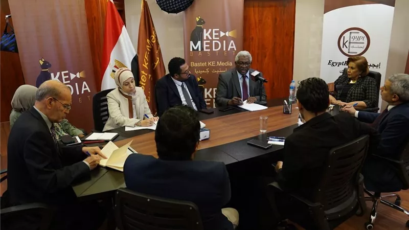 الدكتورة راوية توفيق: الدعم السريع أصبح واقعاً لا يمكن تجاهله