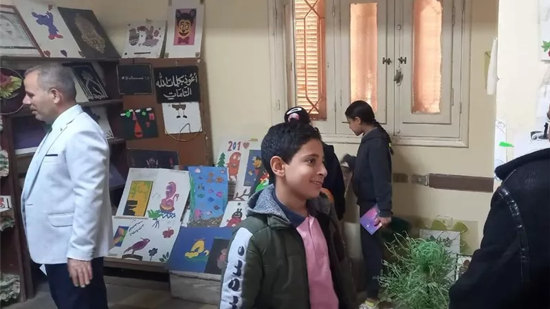 ثقافة المنيا تناقش كتاب 