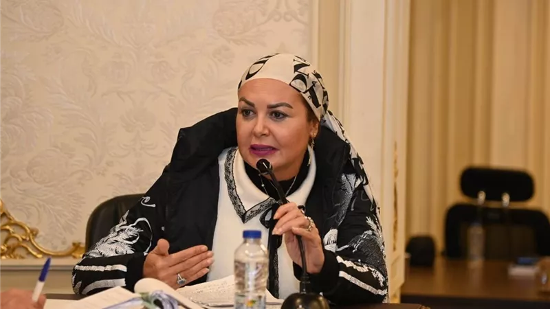 نائبة برلمانية تطالب بـ