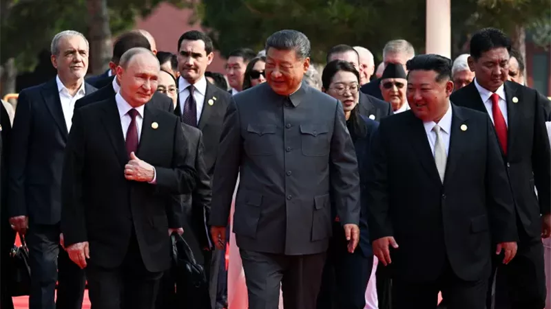  صراع الأولويات: لماذا يتردد حلفاء إيران وفنزويلا في مواجهة عقوبات ترامب؟