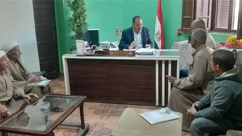 الفشن تكافح التعديات وتسرع الاستجابة لشكاوى المواطنين |صور