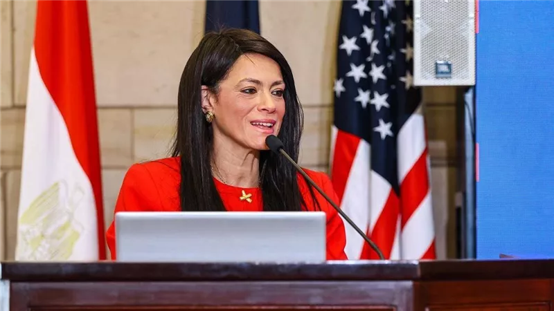 وزيرا التخطيط والعدل يشهدان تكريم القاضيات والقضاة في برنامج قيادة التغيير