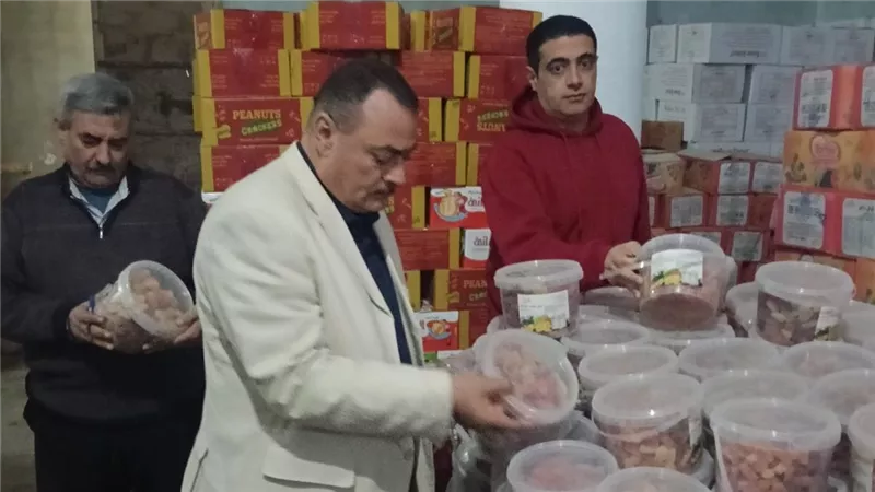 ضبط 680 كجم أغذية متنوعة ولانشون غير صالحة للاستهلاك بدمياط