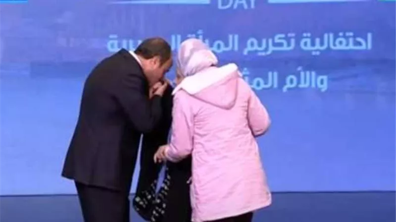 الأم المثالية من ذوي الإعاقة: لم أعلم بتكريم الرئيس السيسي |فيديو