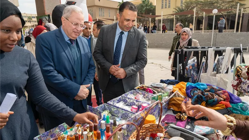 محافظ القاهرة: معارض الأسر المنتجة هدفها تشجيع المرأة على ريادة الأعمال