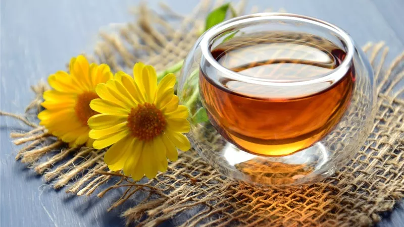 تحذير من تناول شاي الأعشاب في هذه الحالة
