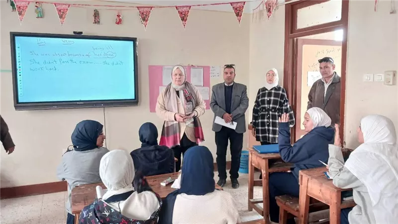 وكيل وزارة تعليم بني سويف تتفقد انتظام العملية التعليمية وتؤكد على البرمجة