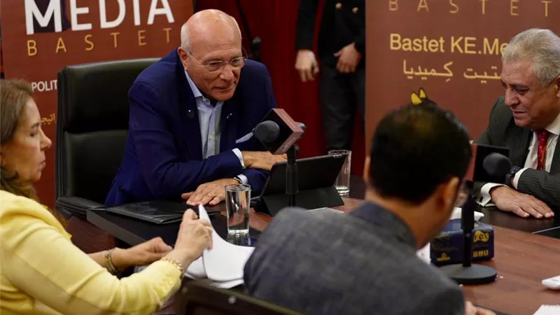السفير رمزي عزالدين رمزي:الغموض السمة الغالبة للوضع السوري داخلياً وخارجيا