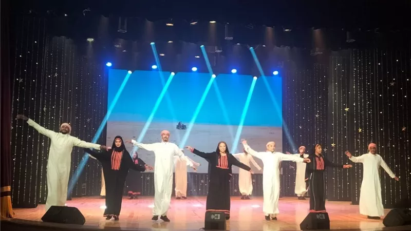 فرقة الغردقة تبهر جمهور مسرح قصر الثقافة بعروض 