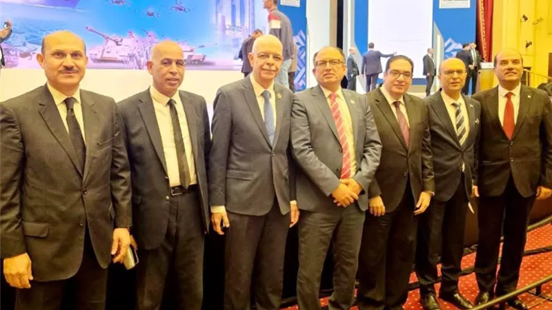 رئيس جامعة أسيوط يشارك في افتتاح معرض «إيديكس 2025» للصناعات الدفاعية