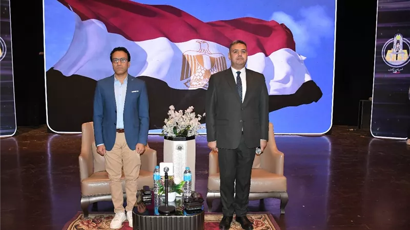 رئيس جامعة حلوان: إنتاج فيديوهات توعوية للطلاب بإشراف الفنان سامح حسين