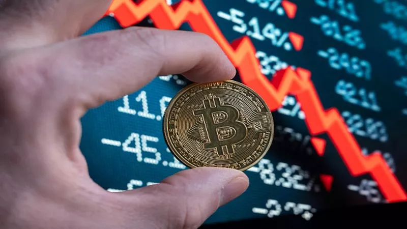 خبير أسواق المال: تراجع العملات المشفرة لا يسبب قلقا للمخضرمين| فيديو