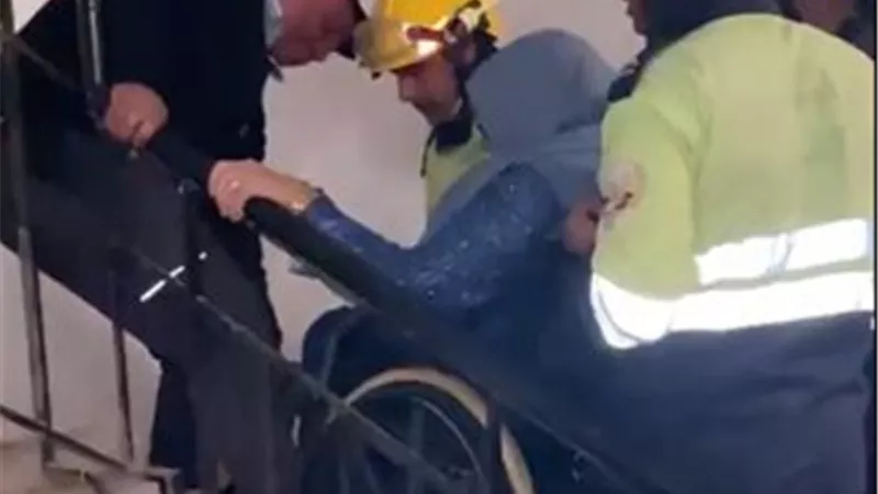 استجابة عاجلة من أجهزة الأمن بالقاهرة لبلاغ نقل سيدة مسنة