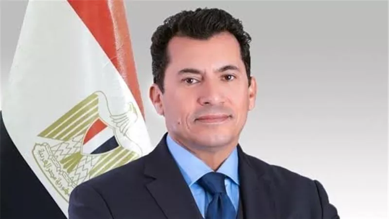 رئيس جامعة حلوان يهنئ وزير الشباب والرياضة بترشيحه لرئاسة لجنة اليونسكو