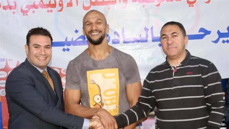 المصارع الأوليمبي كرم جابر يقود تمرين مواهب دمياط