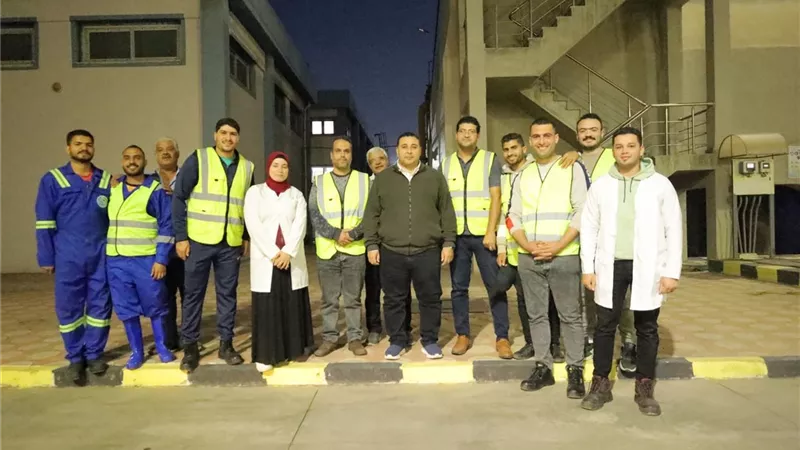 رئيس «مياه البحيرة» يفاجئ محطة الرحمانية الجديدة بزيارة ميدانية