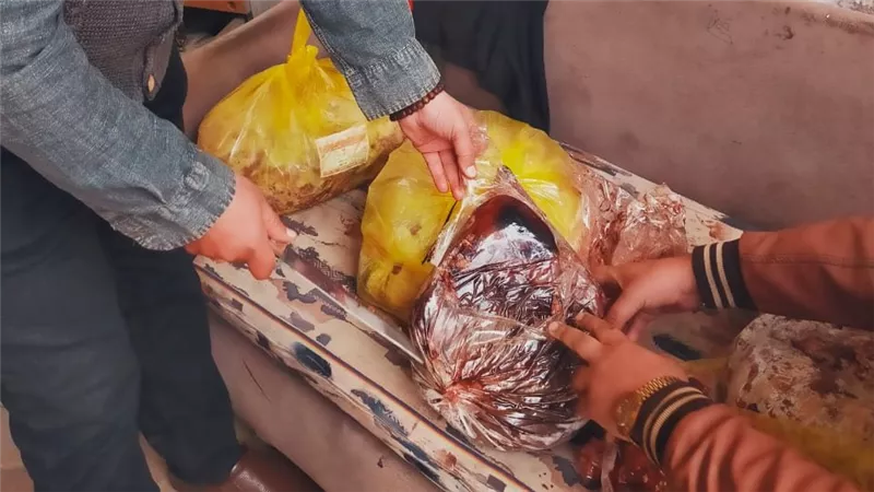 ضبط 3 أطنان لحوم ودواجن فاسدة في حملة بالخصوص