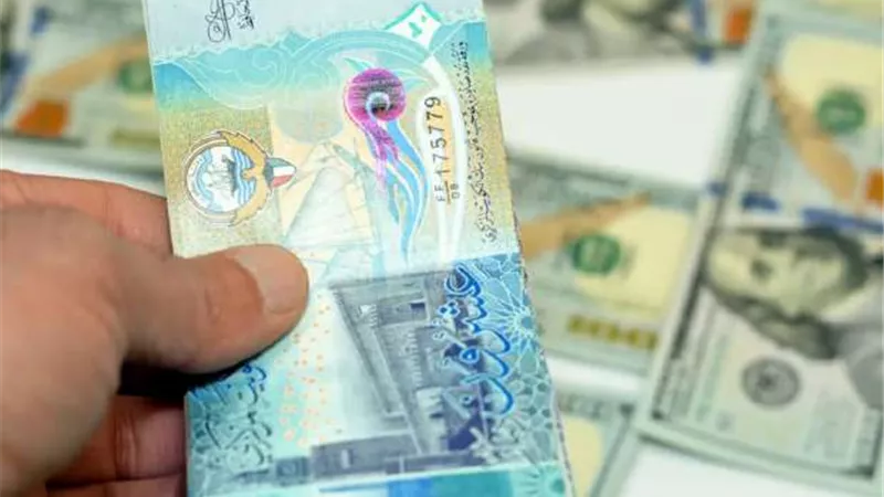 آخر تحديث.. تراجع سعر الدينار الكويتي مقابل الجنيه المصري