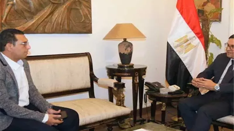  مكتبة مصر العامة تشهد عروض نادي السينما بالإسماعيلية