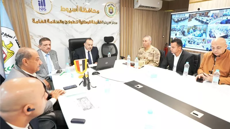 محافظ أسيوط يدعو المواطنين للمشاركة الواعية في انتخابات مجلس النواب
