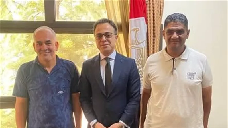 الظهور الأول للمصريين الثلاثة المختطفين في مالي بعد إطلاق سراحهم