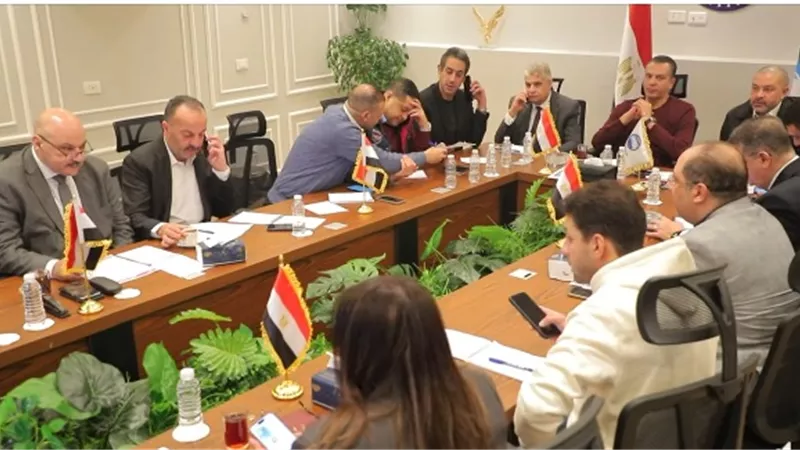 غرفة مستقبل وطن تتابع العملية الانتخابية بالدوائر الملغاة بالمرحلة الأولى