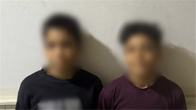 فيديو يفضح الواقعة.. طفلان بالقليوبية يستوليان على أموال زميلهم بالإكراه 