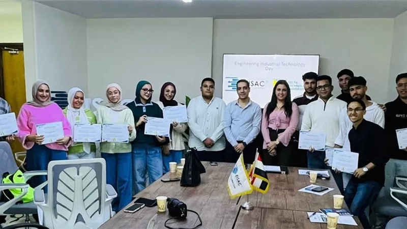 زيارة علمية ميدانية لطلاب برنامج تكنولوجيا الميكاترونكس بالمنوفية