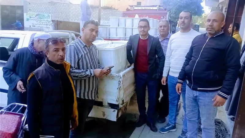 تموين أسيوط يضبط نصف طن عسل مجهول المصدر