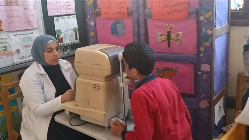 من أجل قلوب أطفالنا.. قوافل جامعة بنها الطبية توقع الكشف على 283 حالة