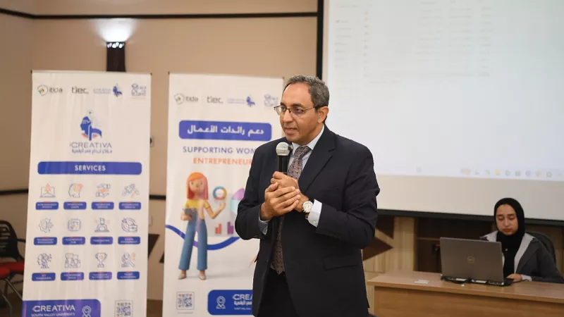 محافظ قنا: العملية الانتخابية تسير بشكل منتظم والإقبال يتزايد|فيديو