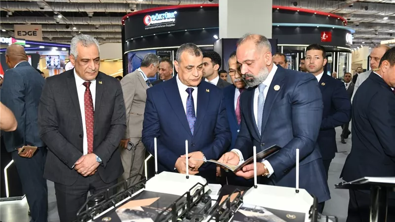 وزير الإنتاج الحربي يشدد على توطين التكنولوجيا وتعزيز الشراكات الدفاعية