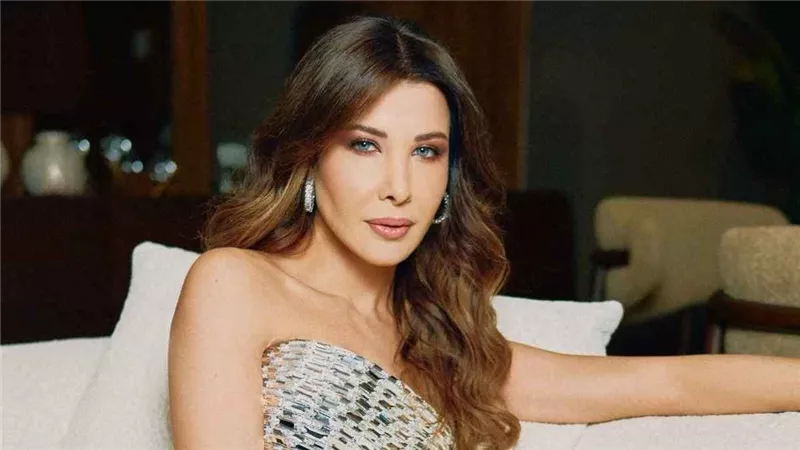 رقص نانسي عجرم مع مصفف شعر يثير الجدل.. والجمهور: «مهضومة»