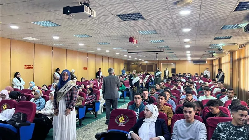 كلية علوم المنصورة تواصل توعية الطلاب بأخلاقيات الذكاء الاصطناعي